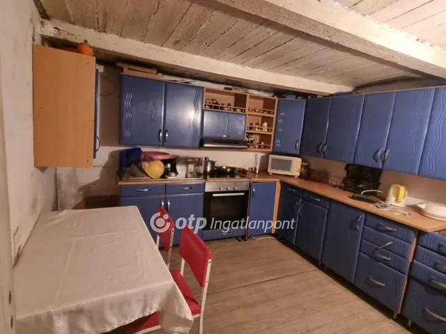 Eladó ház Tápióbicske 45 nm