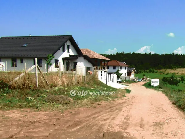 Eladó telek Kerepes 1304 nm