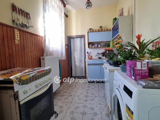 Eladó ház Üllő 82 nm