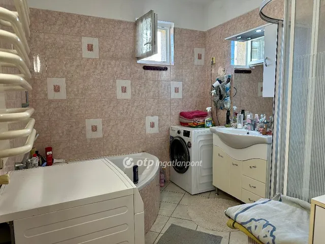 Eladó ház Dánszentmiklós 130 nm