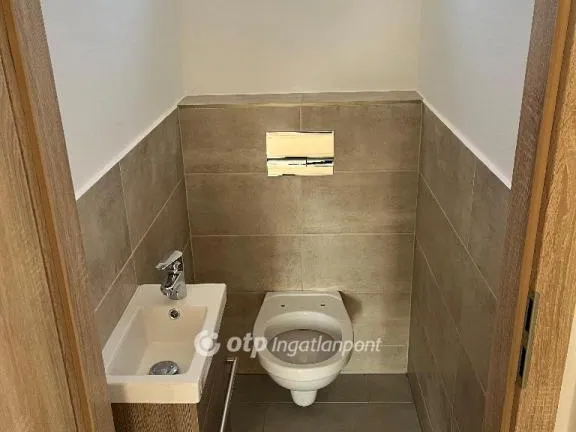 Eladó lakás Tápiószőlős 60 nm