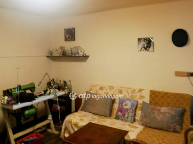 Eladó ház Tápiószele 81 nm