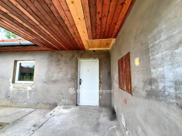 Eladó ház Csemő 64 nm