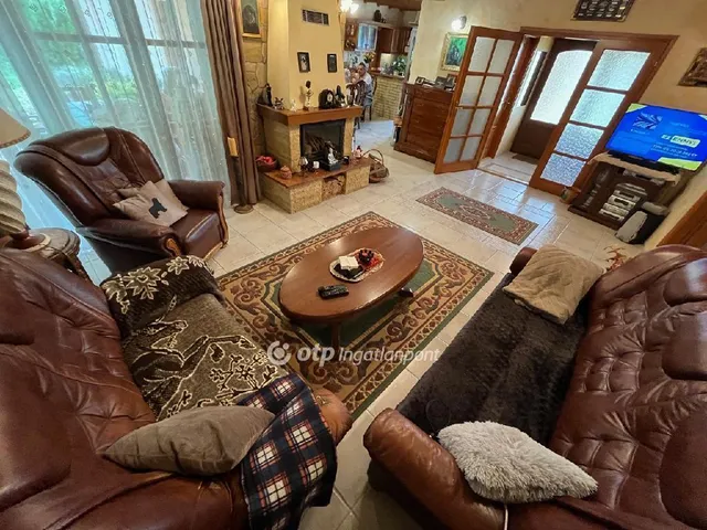 Eladó ház Hernád 156 nm