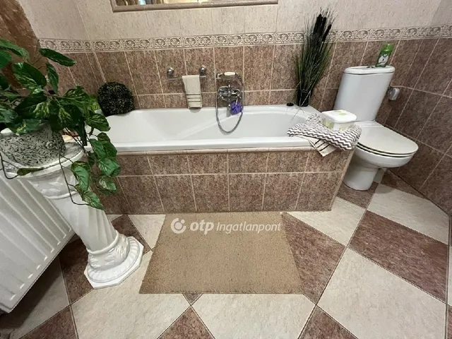 Eladó ház Hernád 156 nm