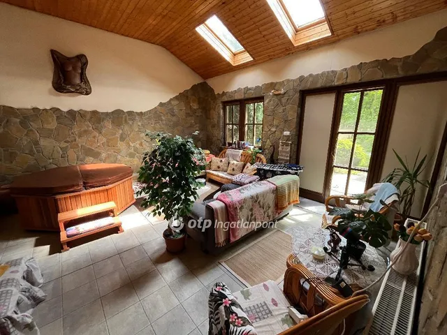 Eladó ház Hernád 156 nm