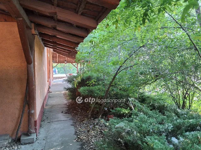 Eladó kereskedelmi és ipari ingatlan Monorierdő 436 nm