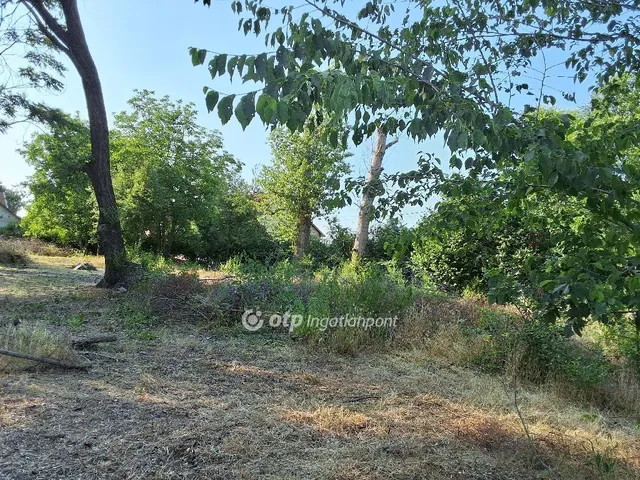 Eladó kereskedelmi és ipari ingatlan Monorierdő 436 nm