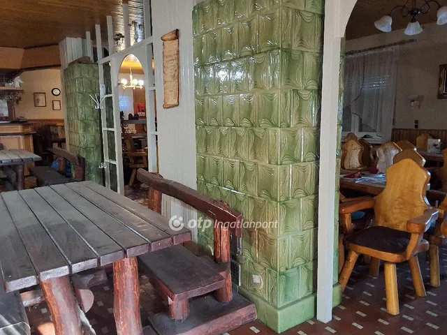 Eladó kereskedelmi és ipari ingatlan Monorierdő 436 nm