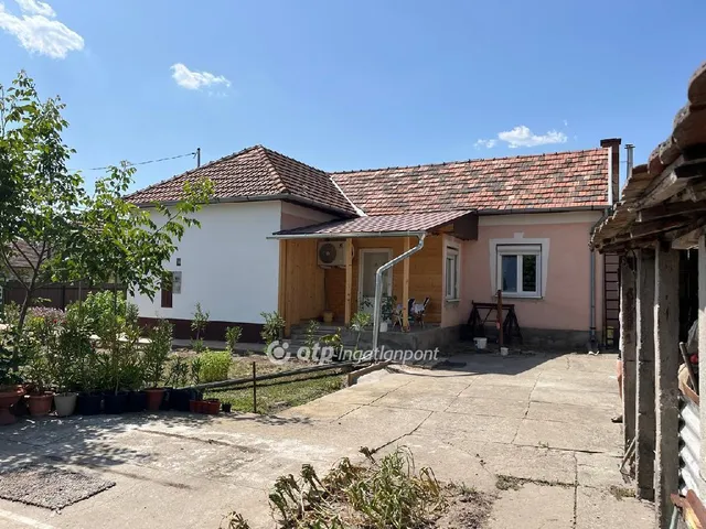 Eladó ház Nagykőrös 67 nm