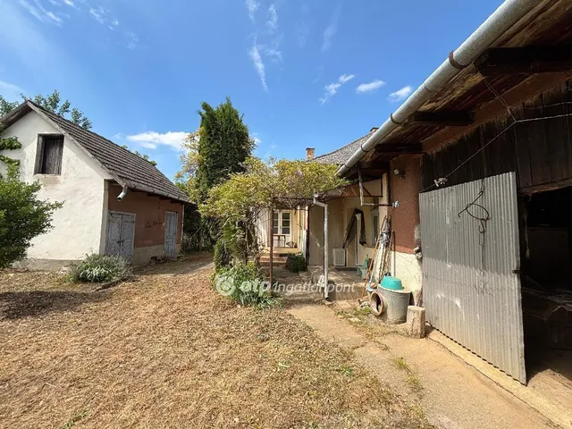 Eladó ház Döge 90 nm