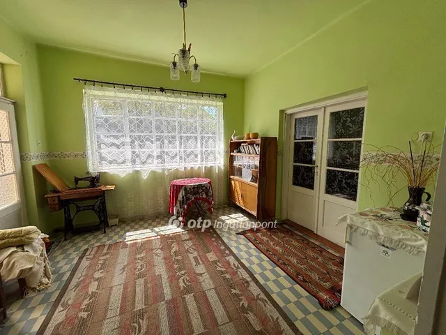 Eladó ház Döge 90 nm