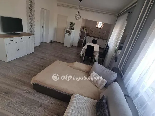 Eladó ház Albertirsa 88 nm