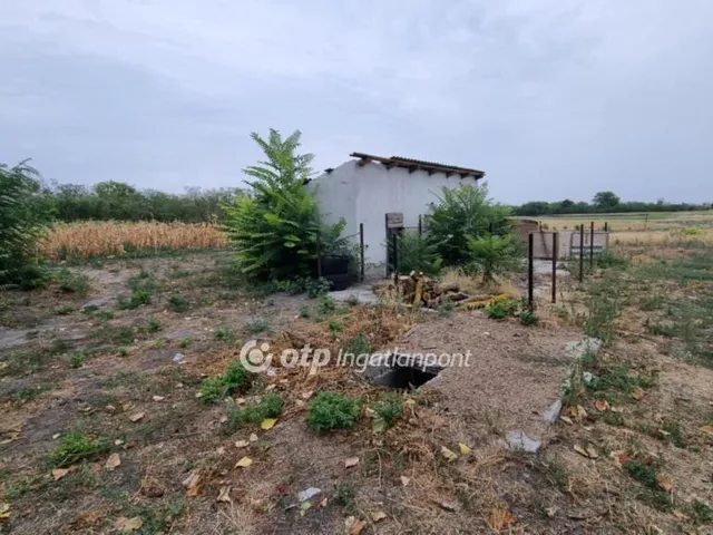 Eladó mezőgazdasági ingatlan Kőröstetétlen 83 nm