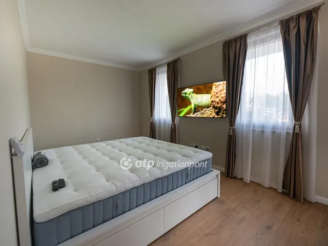 Eladó ház Üllő 180 nm