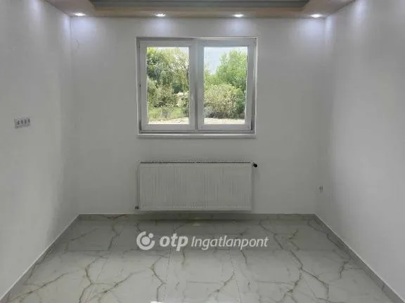 Eladó ház Tápiószele 75 nm