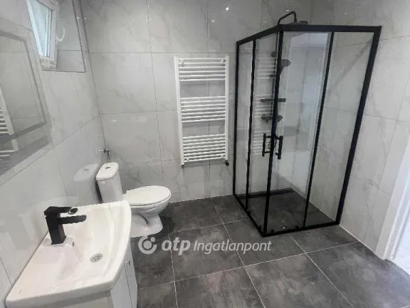 Eladó ház Tápiószele 75 nm