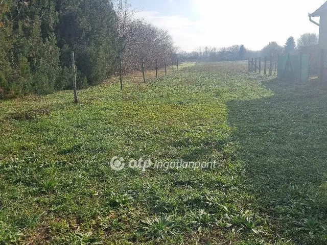 Eladó telek Albertirsa 2131 nm