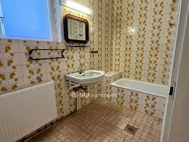 Eladó ház Ceglédbercel 165 nm