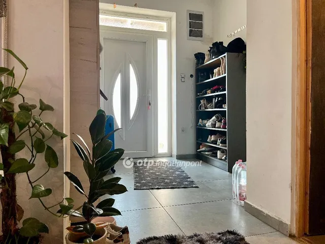 Eladó ház Cegléd 187 nm