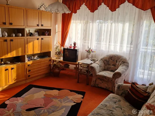 Eladó lakás Szekszárd, Mikes utca 11 2/3 57 nm