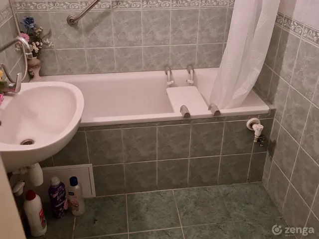 Eladó lakás Szekszárd, Mikes  59 nm