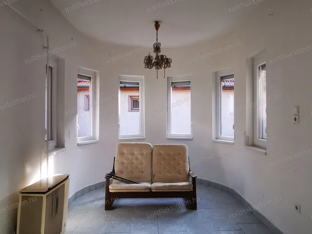Eladó ház Jászberény 140 nm