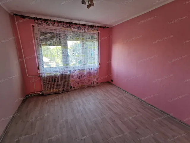 Eladó lakás Jászberény 69 nm