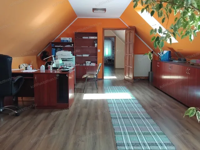 Eladó ház Jászberény 178 nm