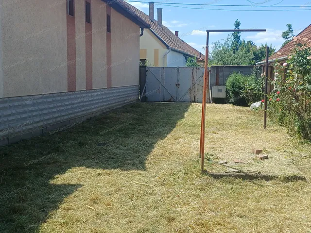 Eladó ház Jászberény 70 nm