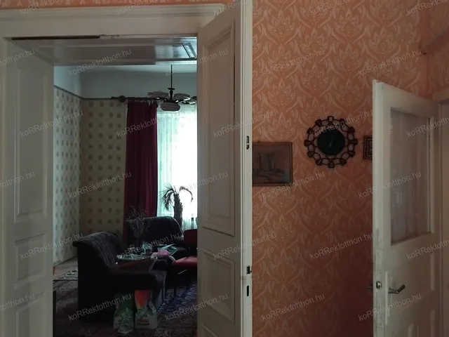 Eladó lakás Jászberény 71 nm