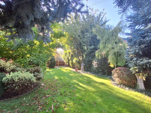 Eladó ház Jászberény 190 nm