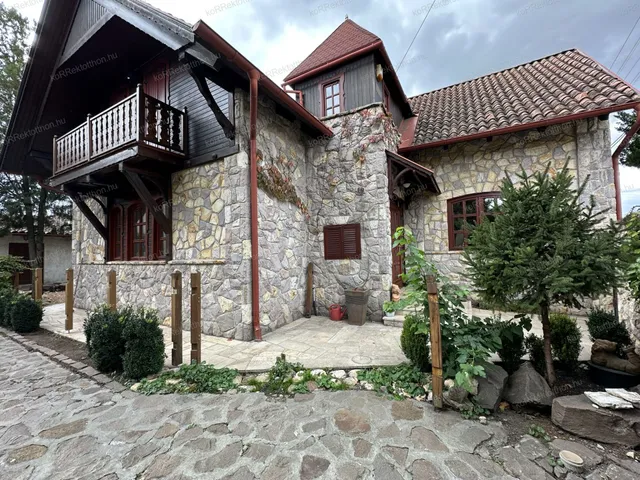 Eladó ház Jászberény 163 nm
