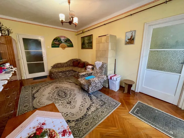 Eladó lakás Jászberény 52 nm