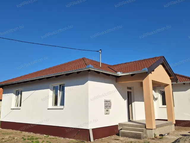 Eladó ház Nagykáta 136 nm