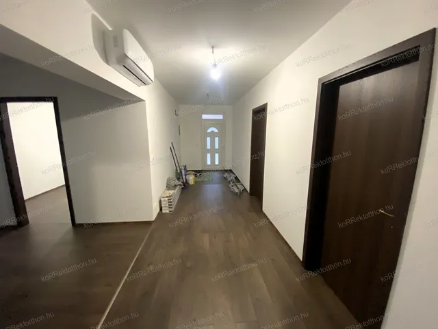 Eladó ház Nagykáta 136 nm