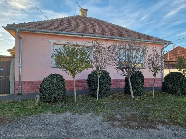 Eladó ház Jászberény 89 nm