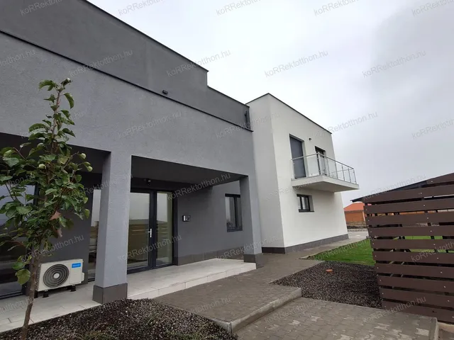 Eladó lakás Jászberény 59 nm