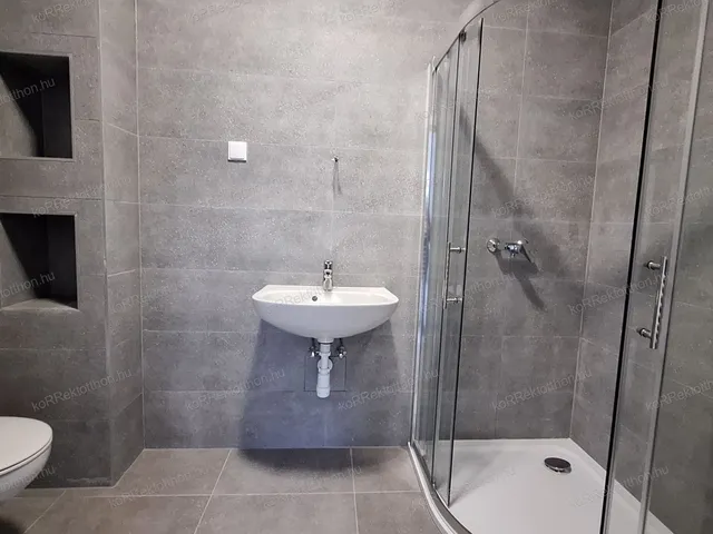 Eladó lakás Jászberény 83 nm