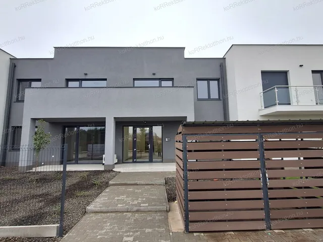 Eladó lakás Jászberény 59 nm