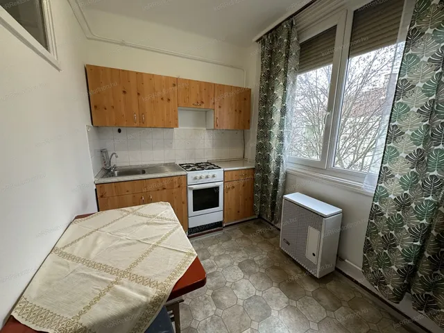 Eladó lakás Jászberény 58 nm