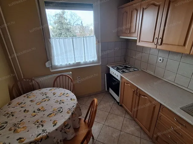 Eladó lakás Jászberény 80 nm