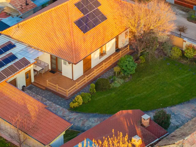 Eladó ház Jászberény 200 nm