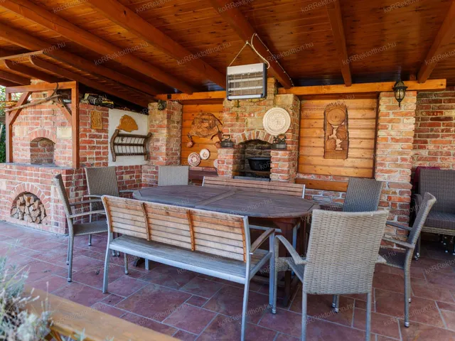 Eladó ház Jászberény 200 nm