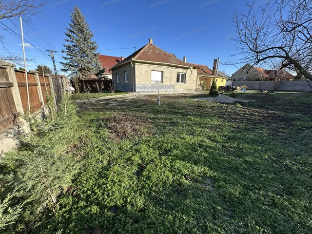 Eladó ház Jászberény 111 nm