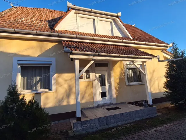 Eladó ház Jászberény 153 nm