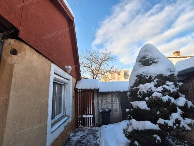 Eladó ház Jászberény 70 nm