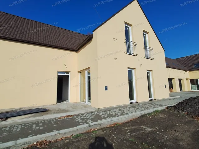 Eladó lakás Jászberény 67 nm