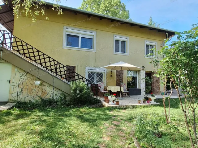 Eladó ház Szentendre 150 nm