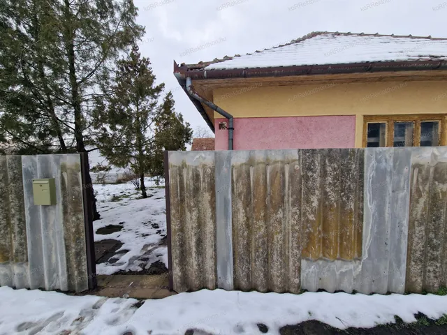 Eladó ház Jászjákóhalma 64 nm